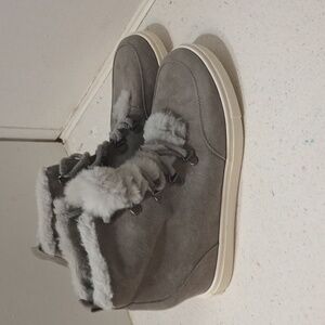 Madden Girl Women's Size 11 Fur Lined Suede Boots